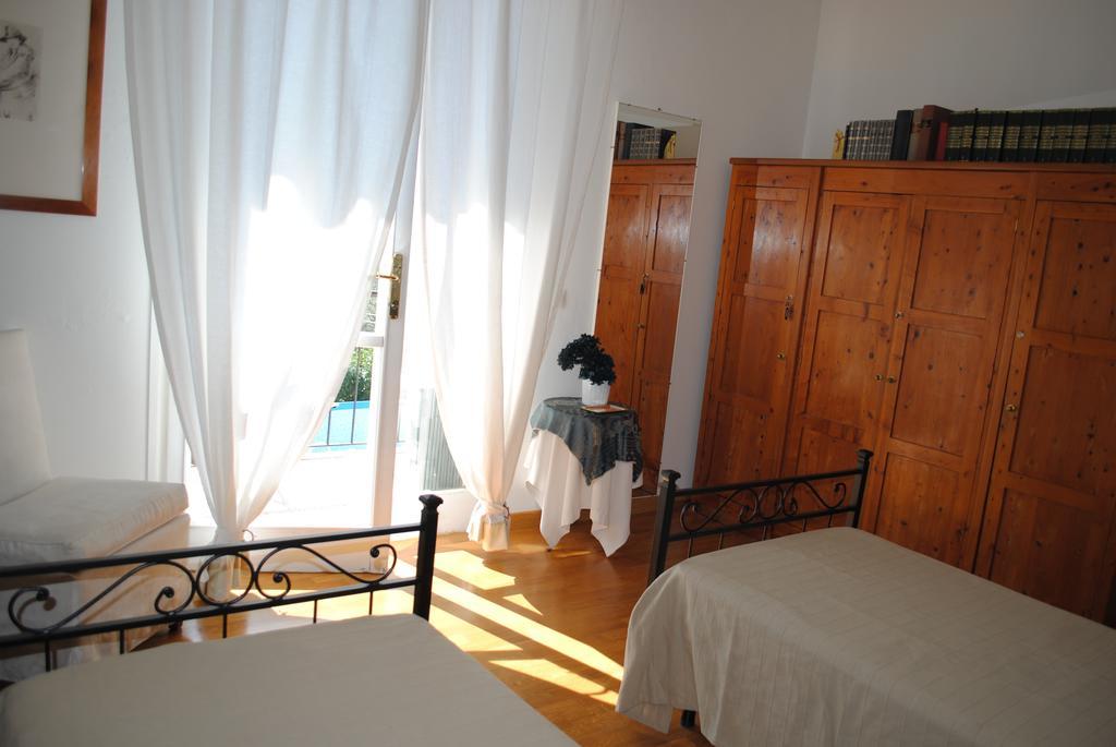 إمبرونيتا B&B Sei Cipressi المظهر الخارجي الصورة
