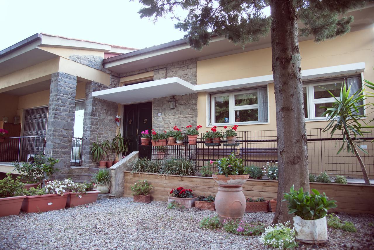 إمبرونيتا B&B Sei Cipressi المظهر الخارجي الصورة
