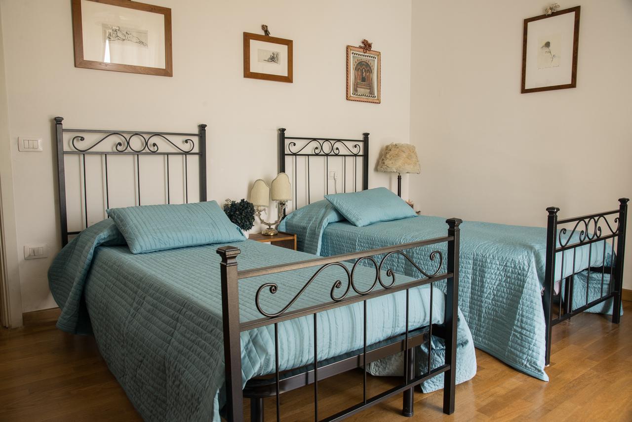 إمبرونيتا B&B Sei Cipressi المظهر الخارجي الصورة