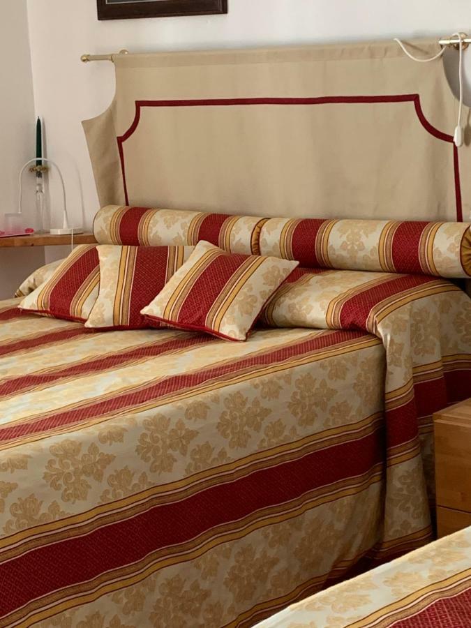 إمبرونيتا B&B Sei Cipressi المظهر الخارجي الصورة